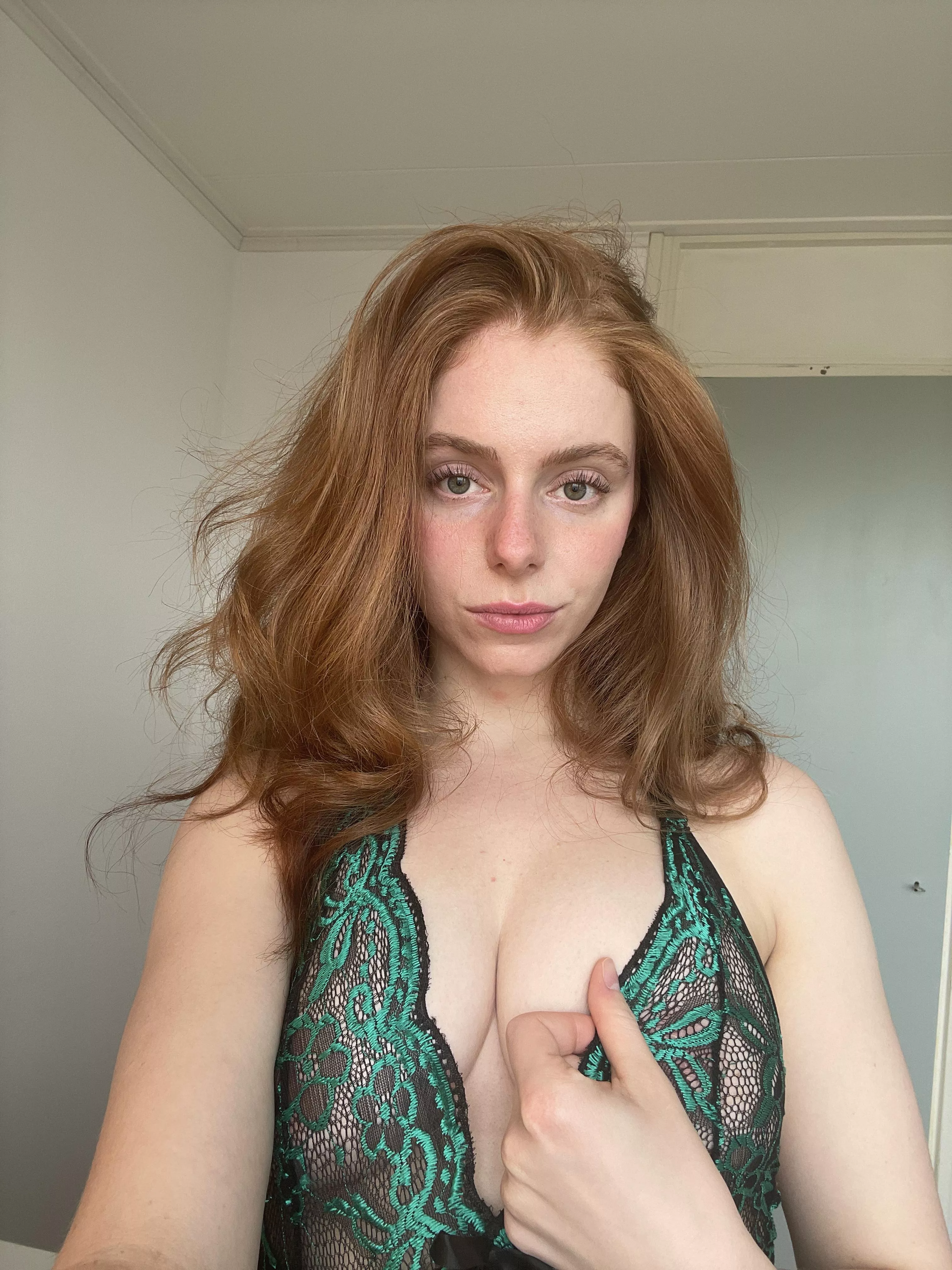 You should date a redhead posted by Dry-Bid6657