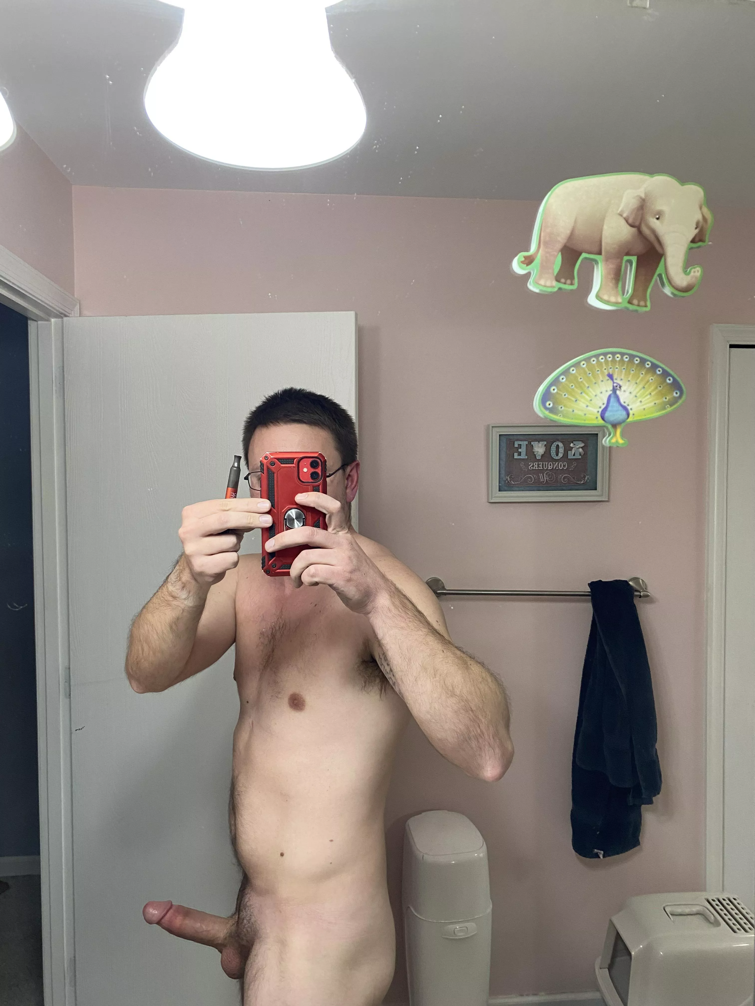 32 looking to cum posted by Ok_Agent_9327