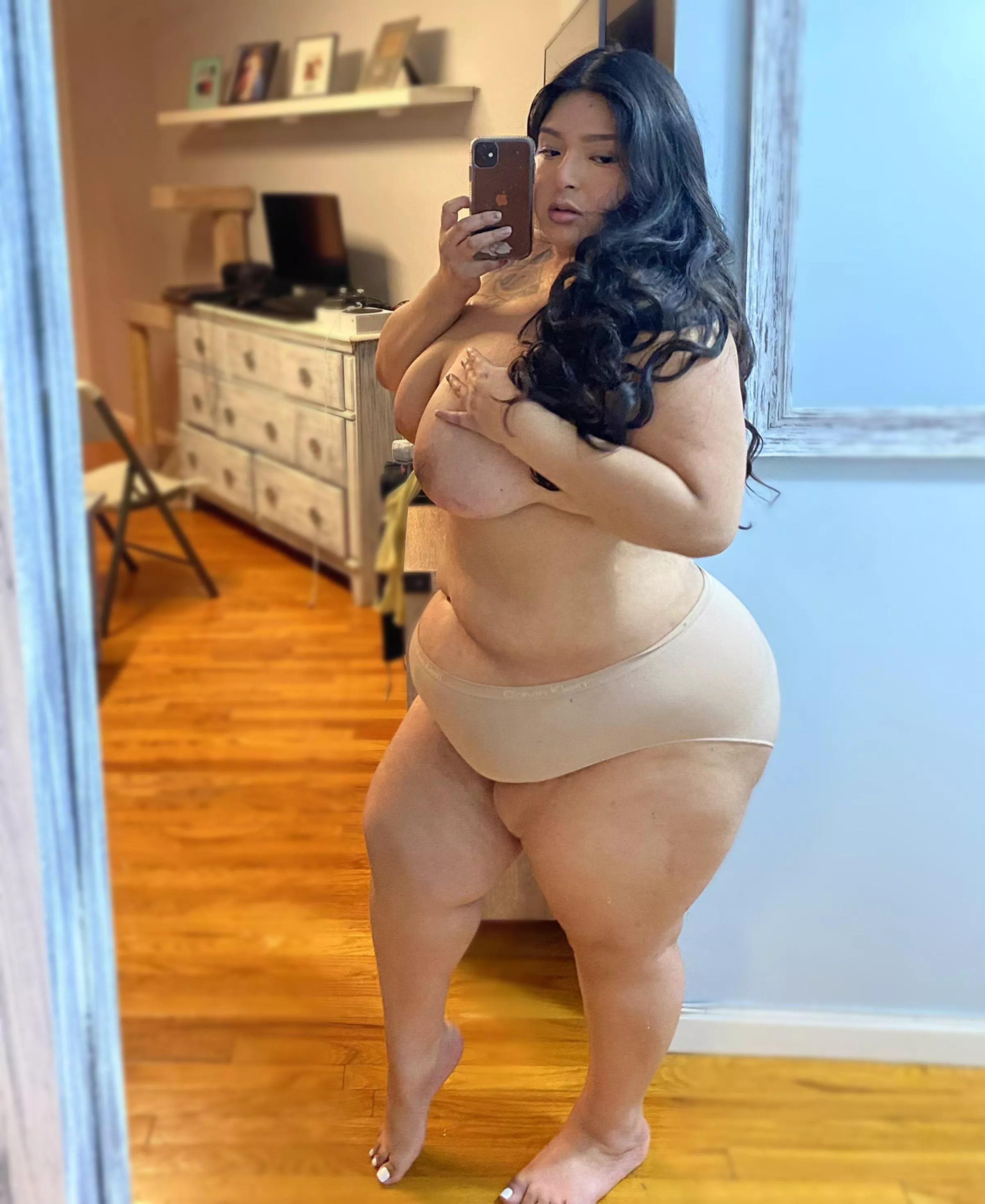 5’5 but I look 6ft lol  posted by Alexandrafrom_nycx