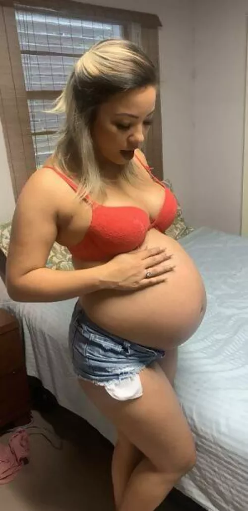 A lot more to enjoy in my pregnant video collections 😈❤️( OC) by prettypregnant4
