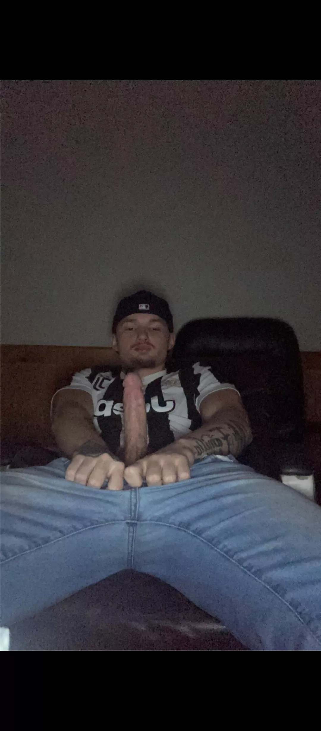 All this dick and no pussy too pound smh  posted by Effective-Umpire2026