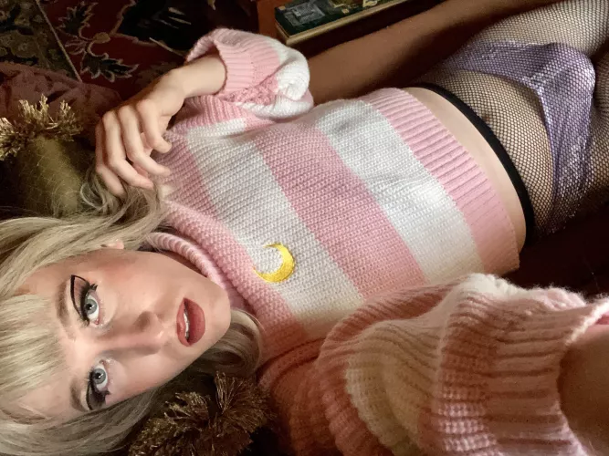 aww I’m so lonely over here by myself 🥺 come over? by stephxbaby