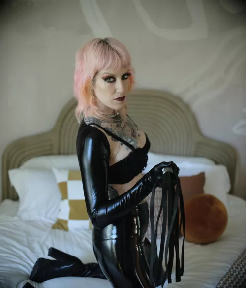 Black shiny fit check by vegaluster