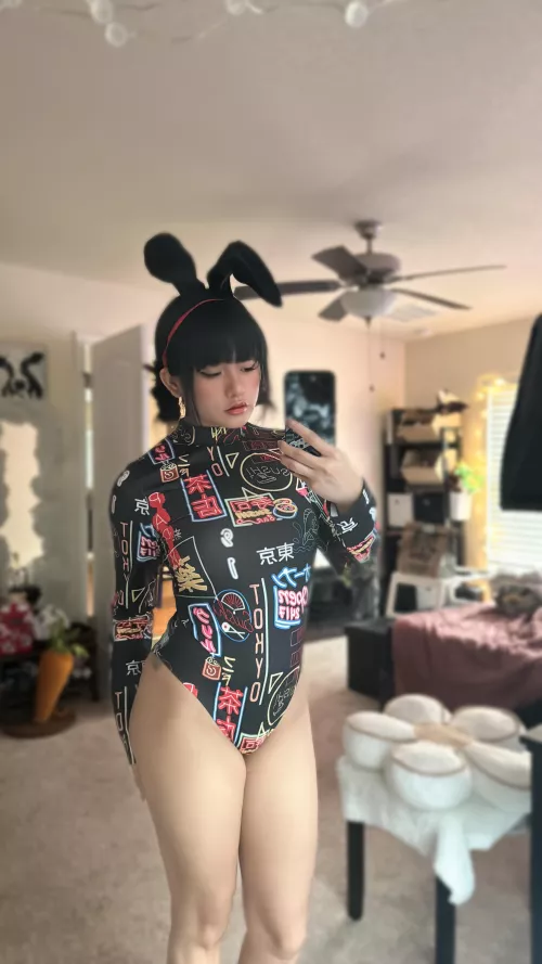 Classy even without pants :p by BunniiiWaifu