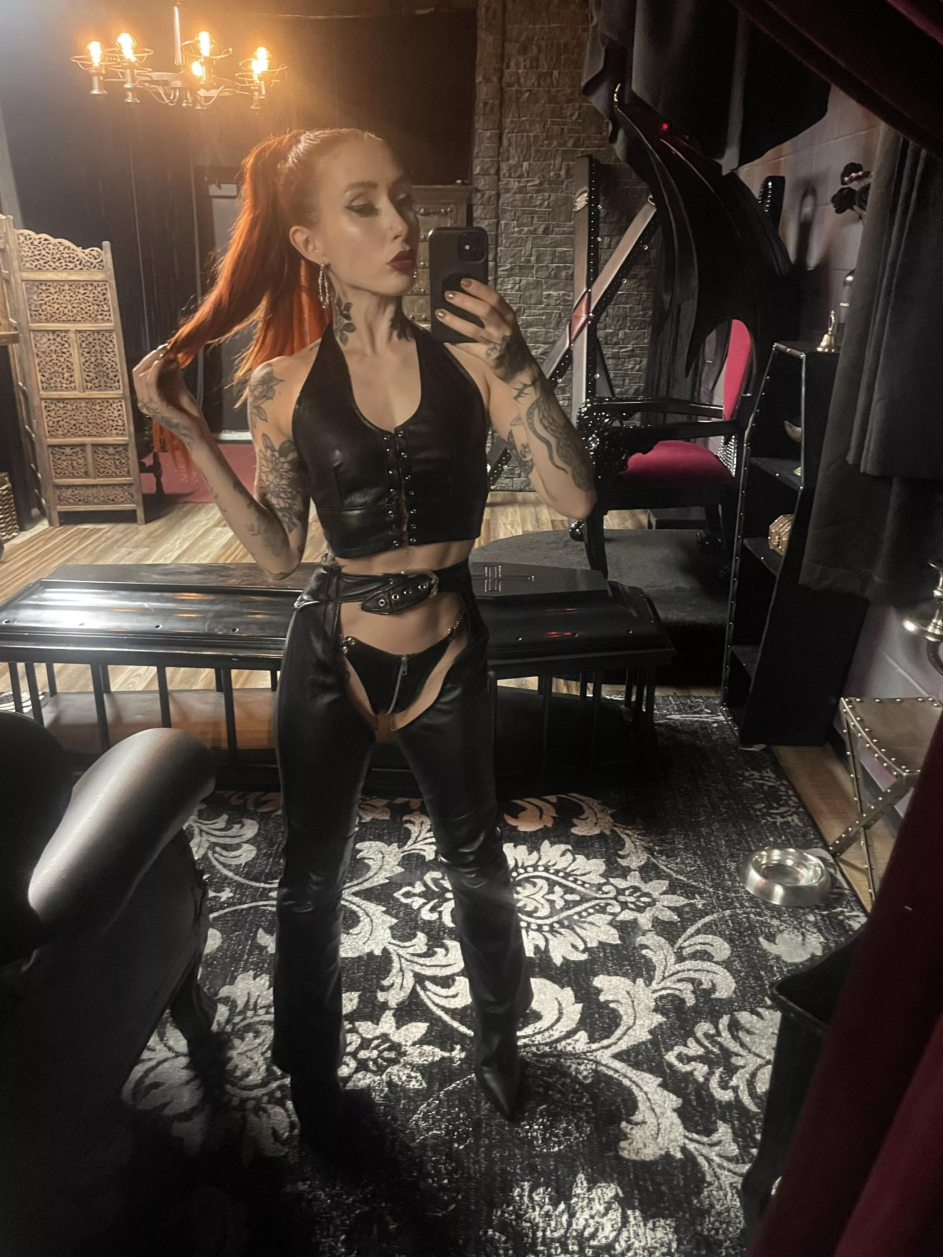 Covered in leather  posted by mistresslunaluck