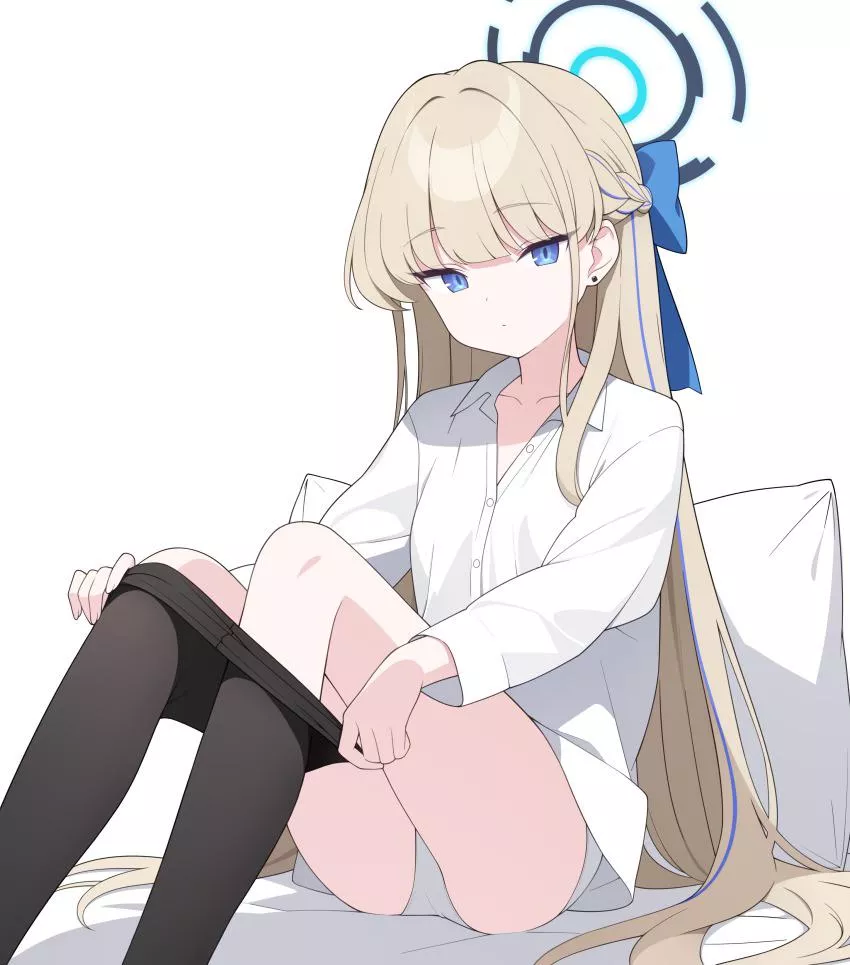 Cute perky waifu posted by reversedturnover