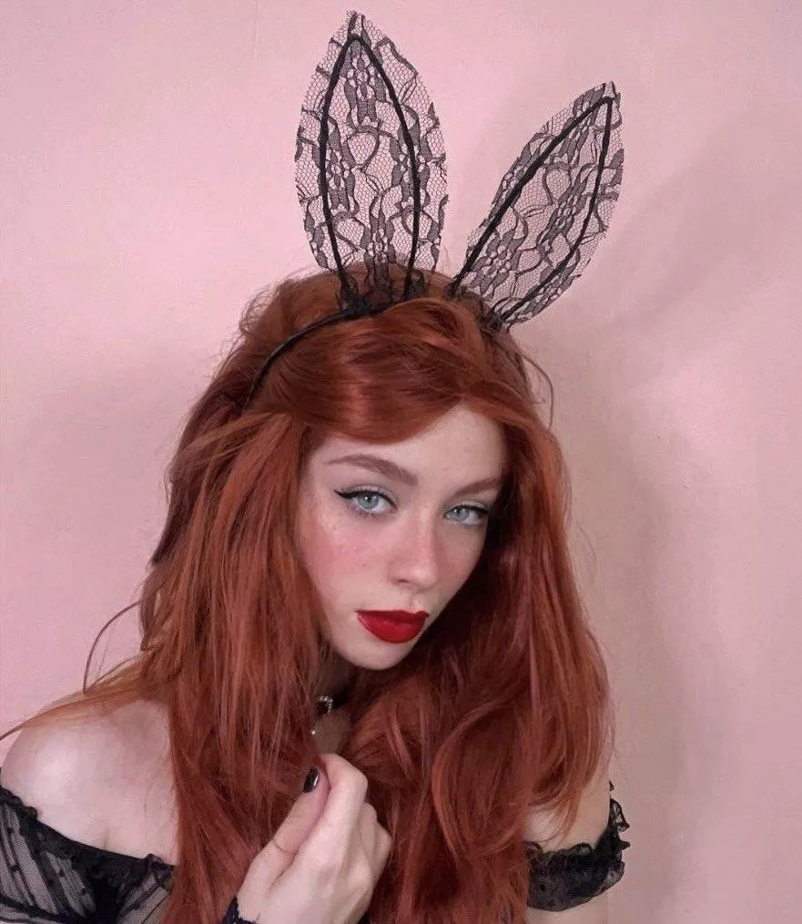 do I look like a nice bunny or bad bunny? 🐇 posted by soflieser