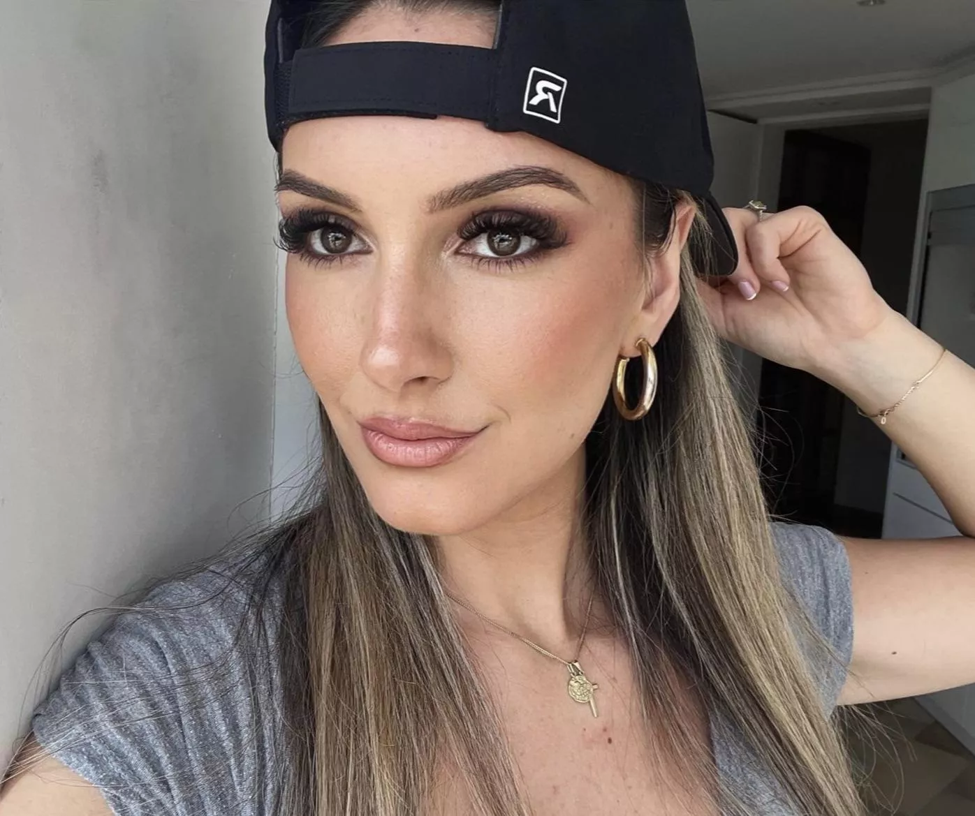 Ellen Stark posted by Ken789gh