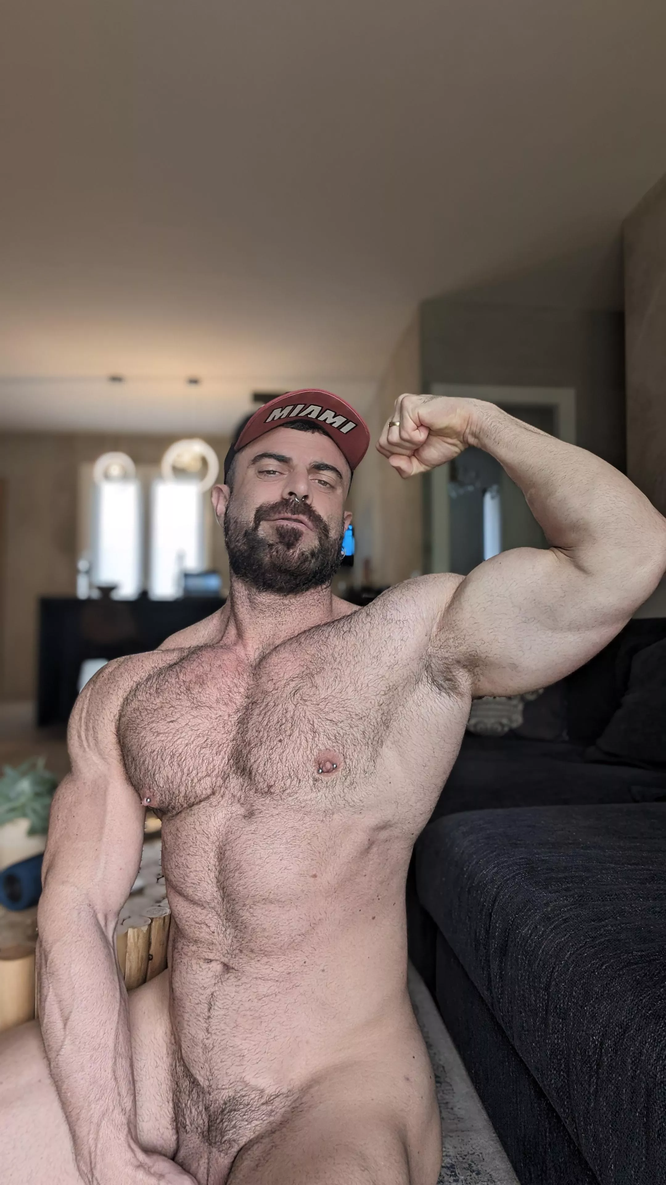 first 3 words that comes to your mind? [24] posted by antonycortinovis