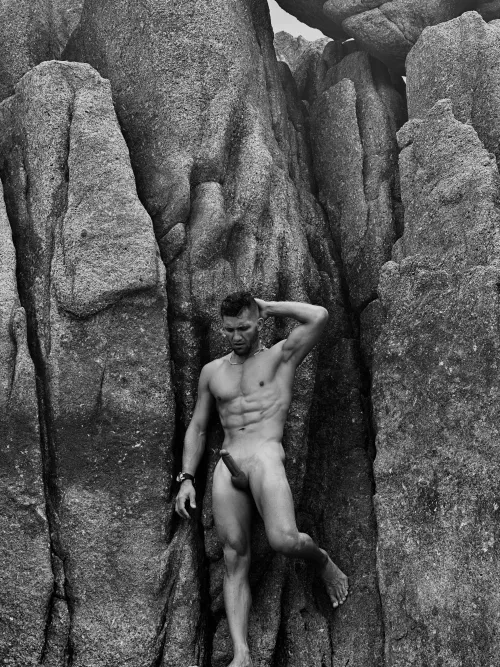 Hard as a stone among stones😛 (25) by DatabaseRelative7435