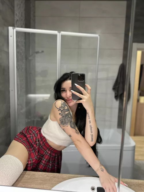 I need a bf who stretch and fuck my tight ass every day by honeyaly