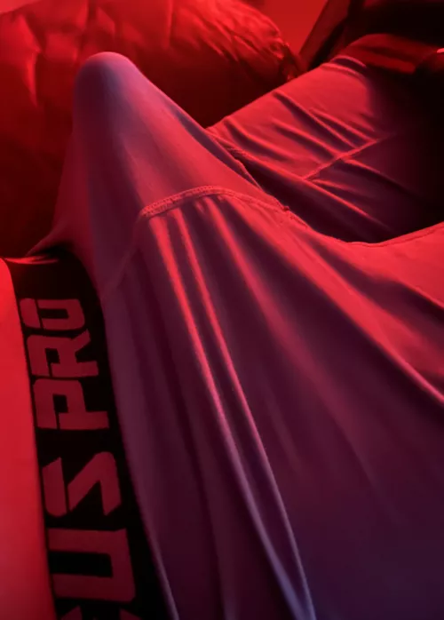 Just a little bulge this evening! by sanchezcarlred