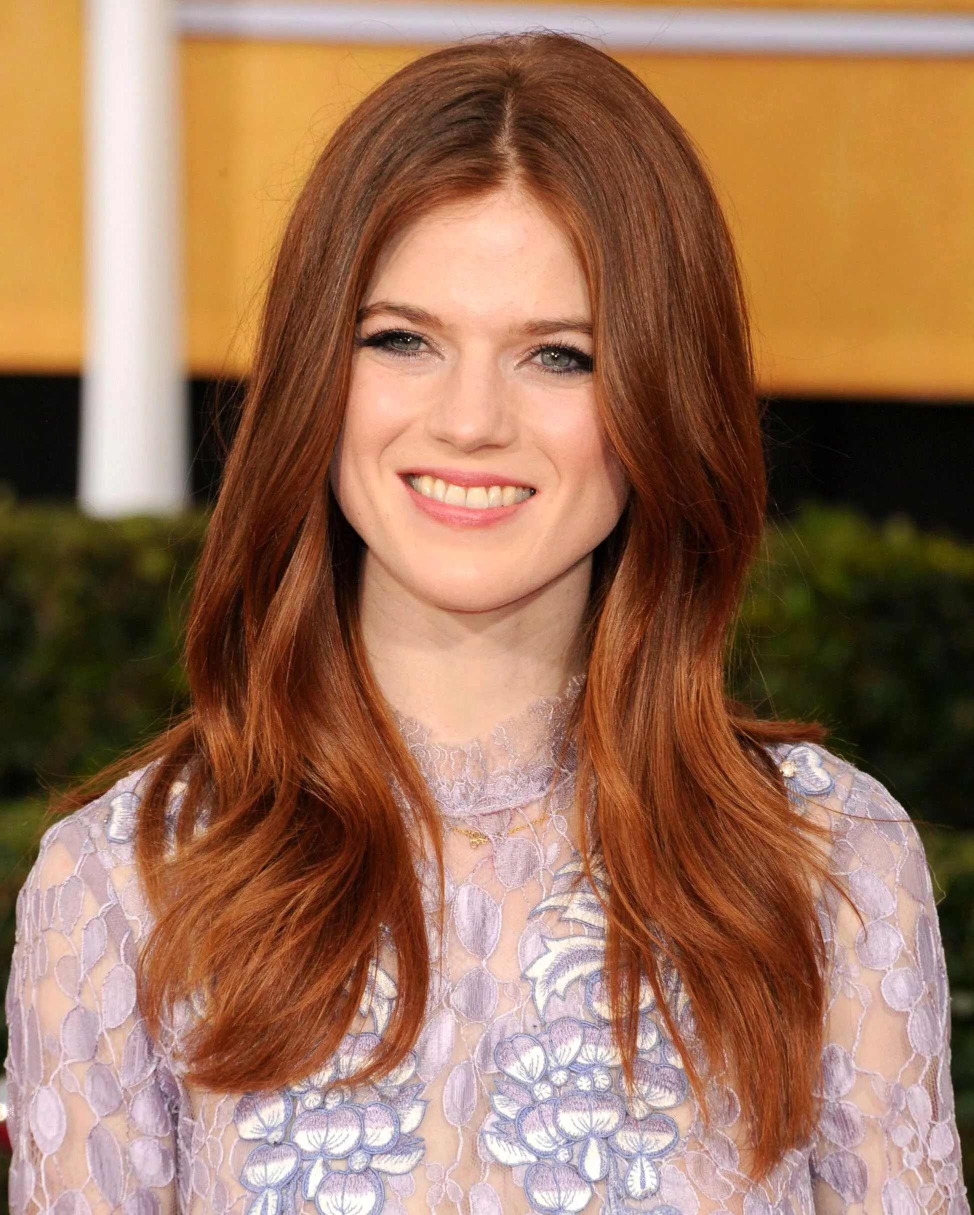 Rose Leslie posted by qwer5r