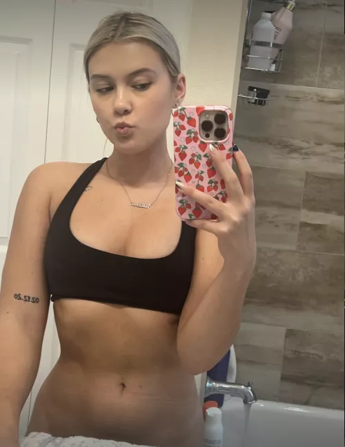 Small with no implants, too boring for you? by sidmin