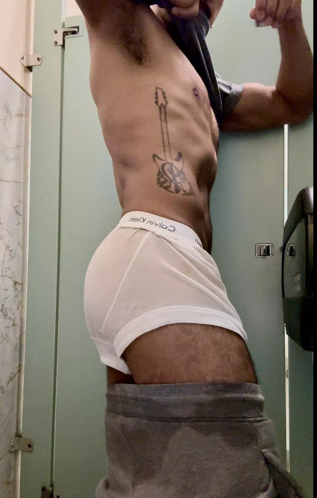 Smelly pits posted by jluis2024