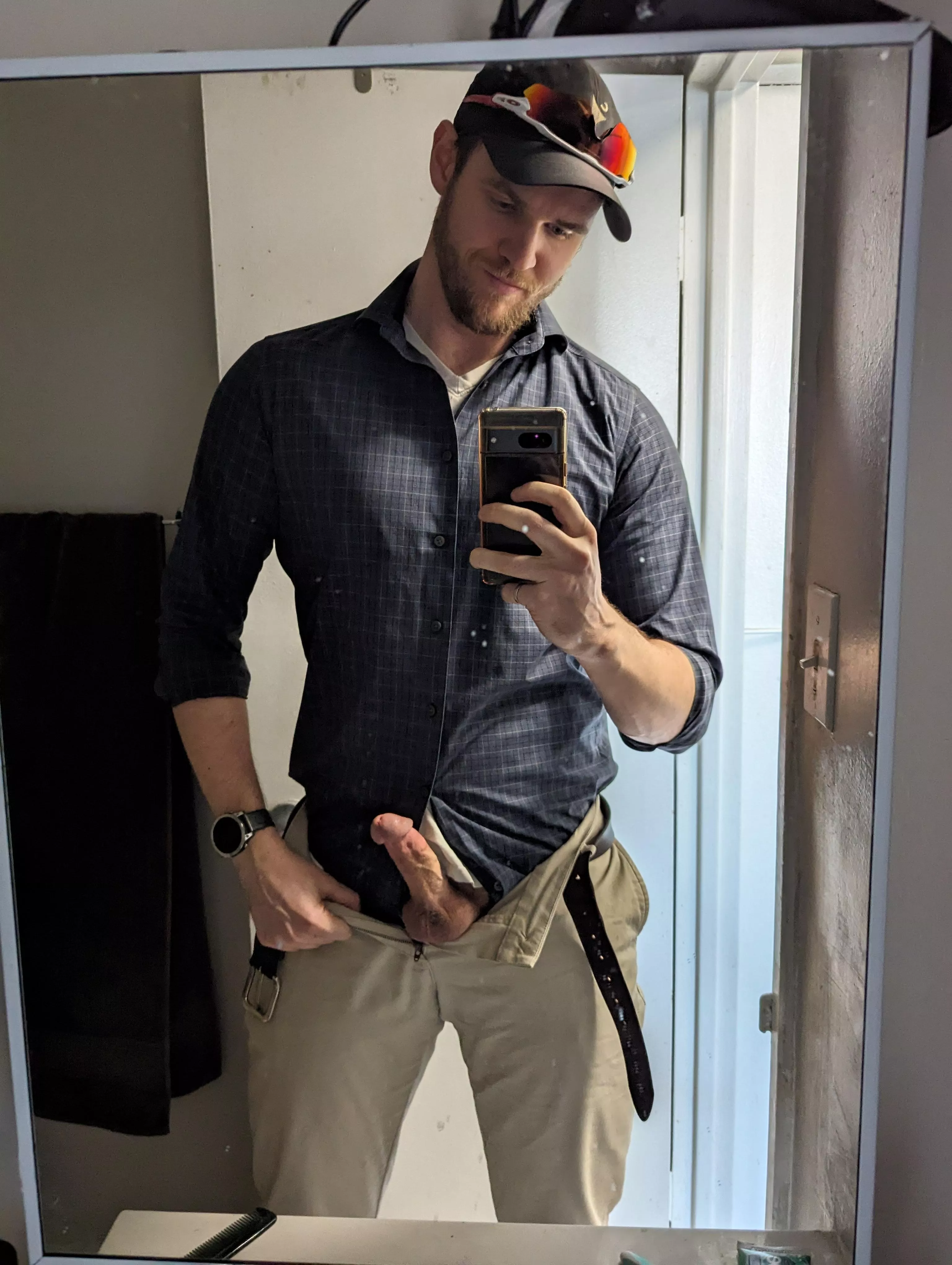 Spring is in the air posted by CanuckInRed