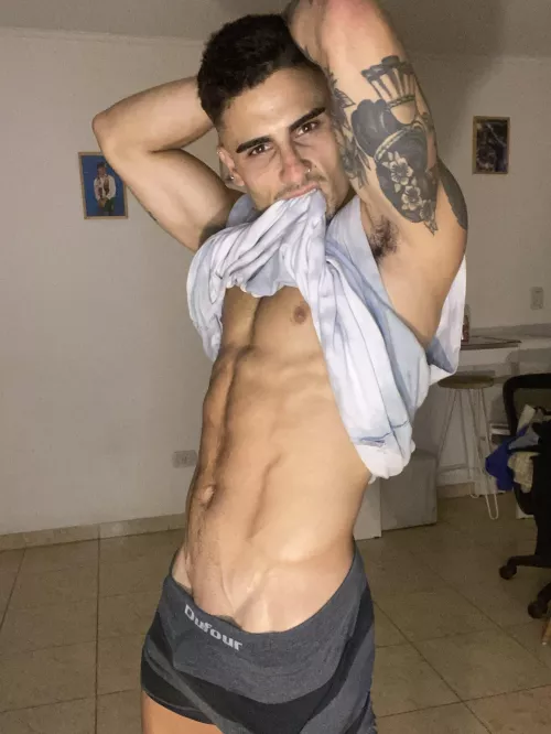 Take my clothes off by OliverKinggxoxo