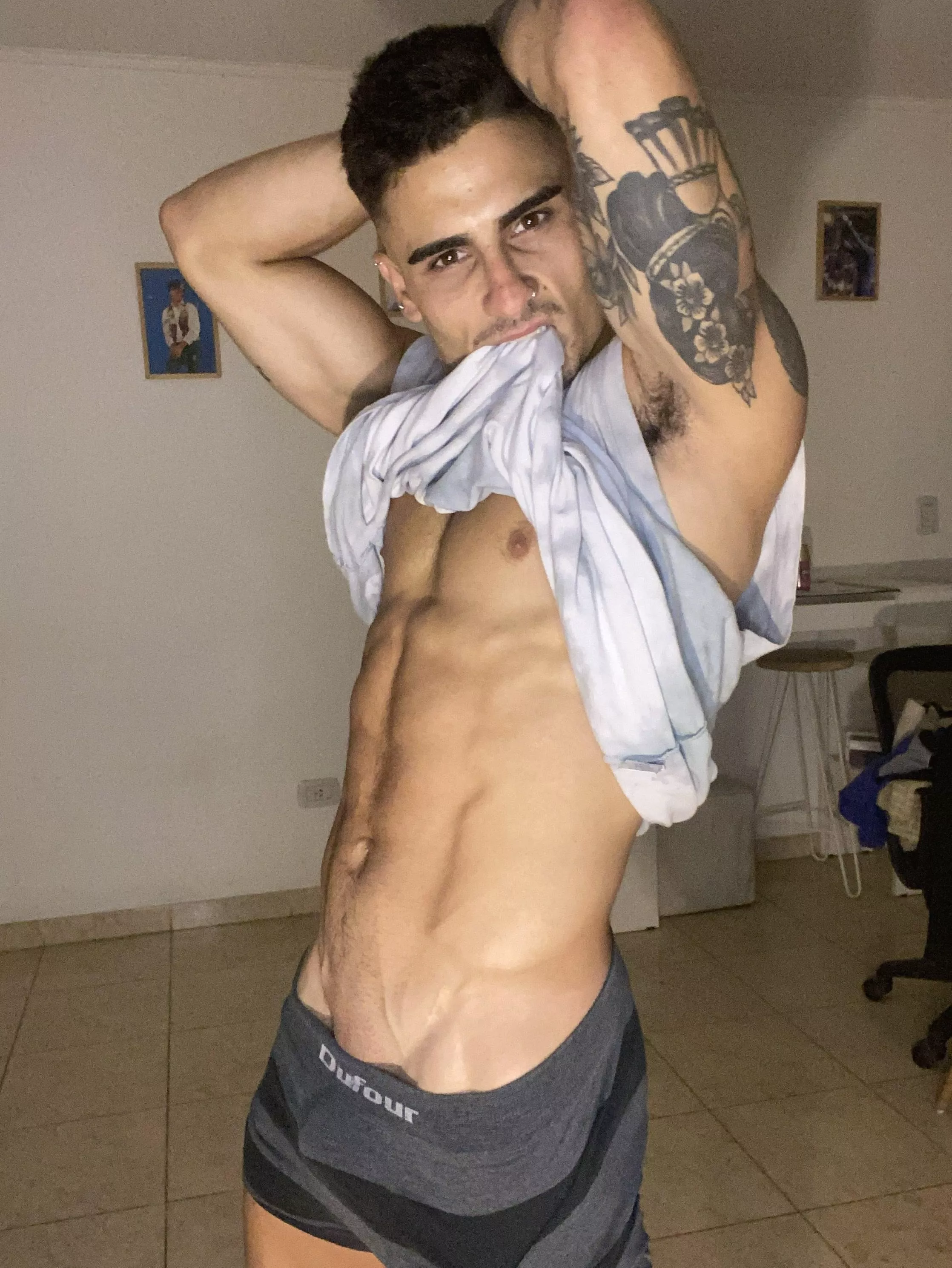 Take my clothes off posted by OliverKinggxoxo