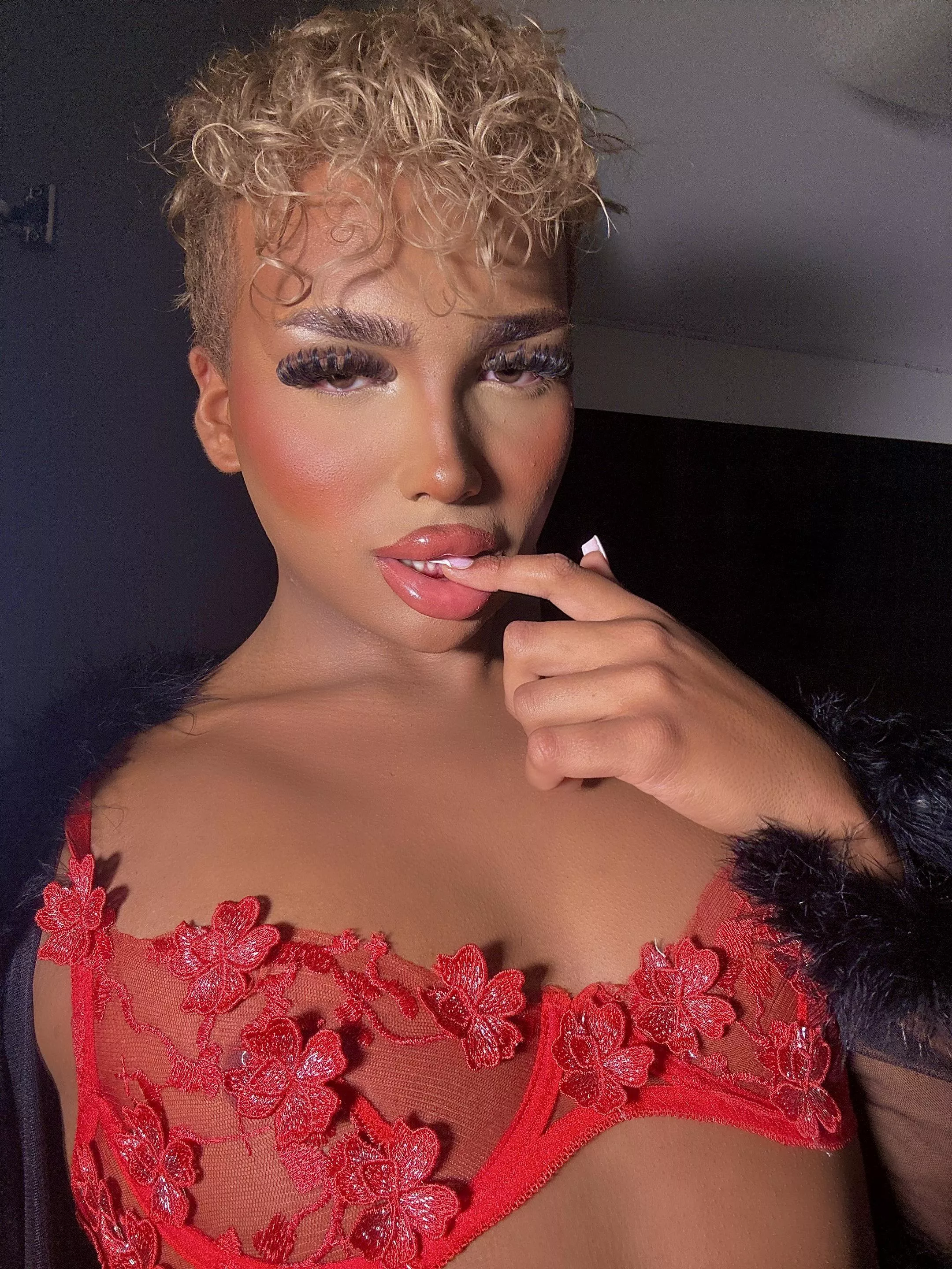 There's a name to describe guys like me posted by blondebbyalfie