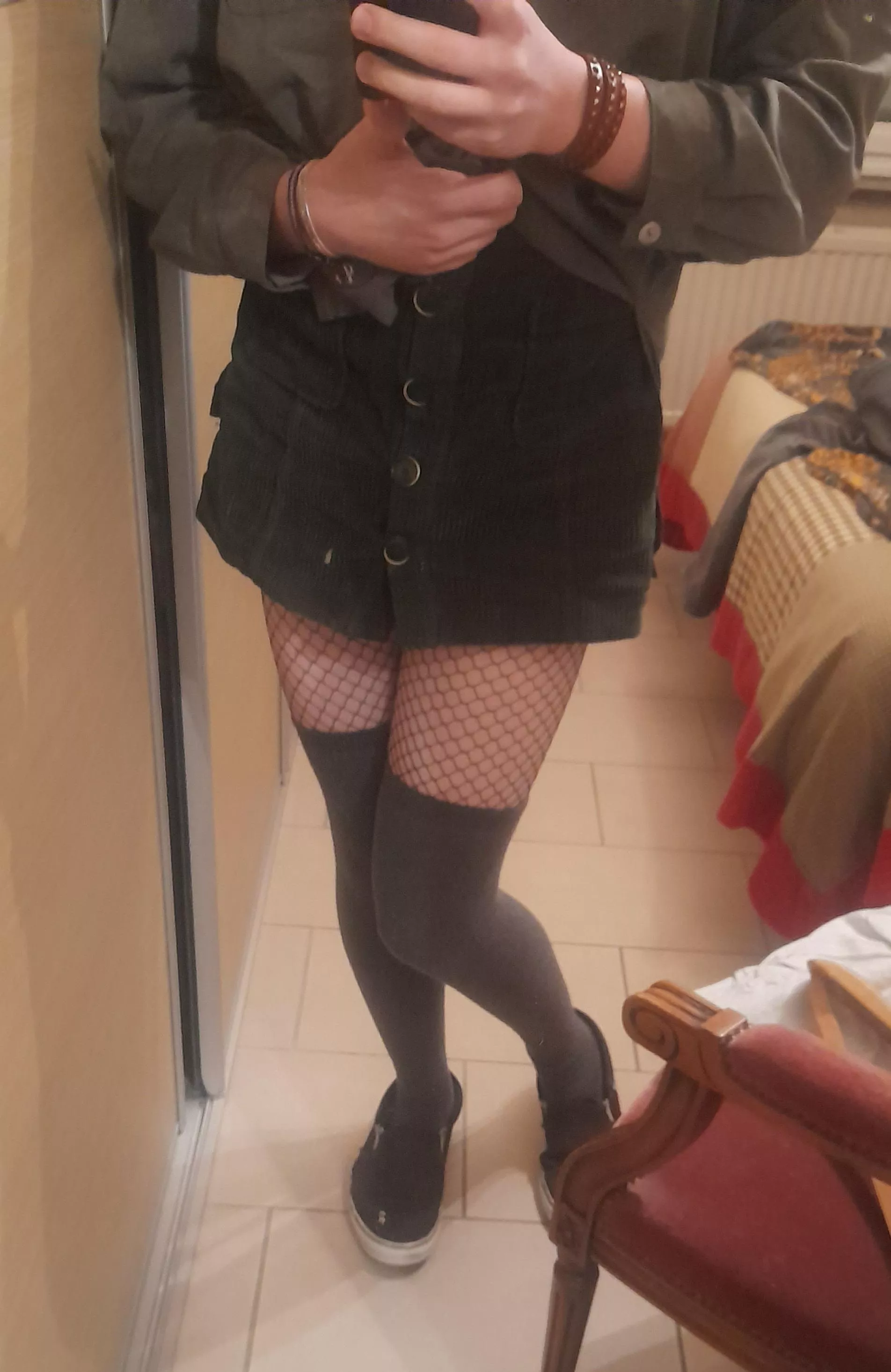 This is how I dress to impress (; posted by Alternative_Yam_8462