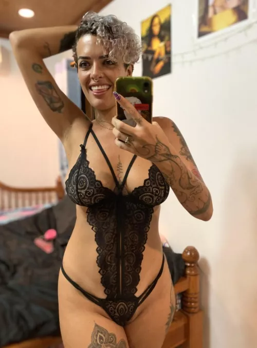 This outfit is giving me all the confidence by TrueAntelope