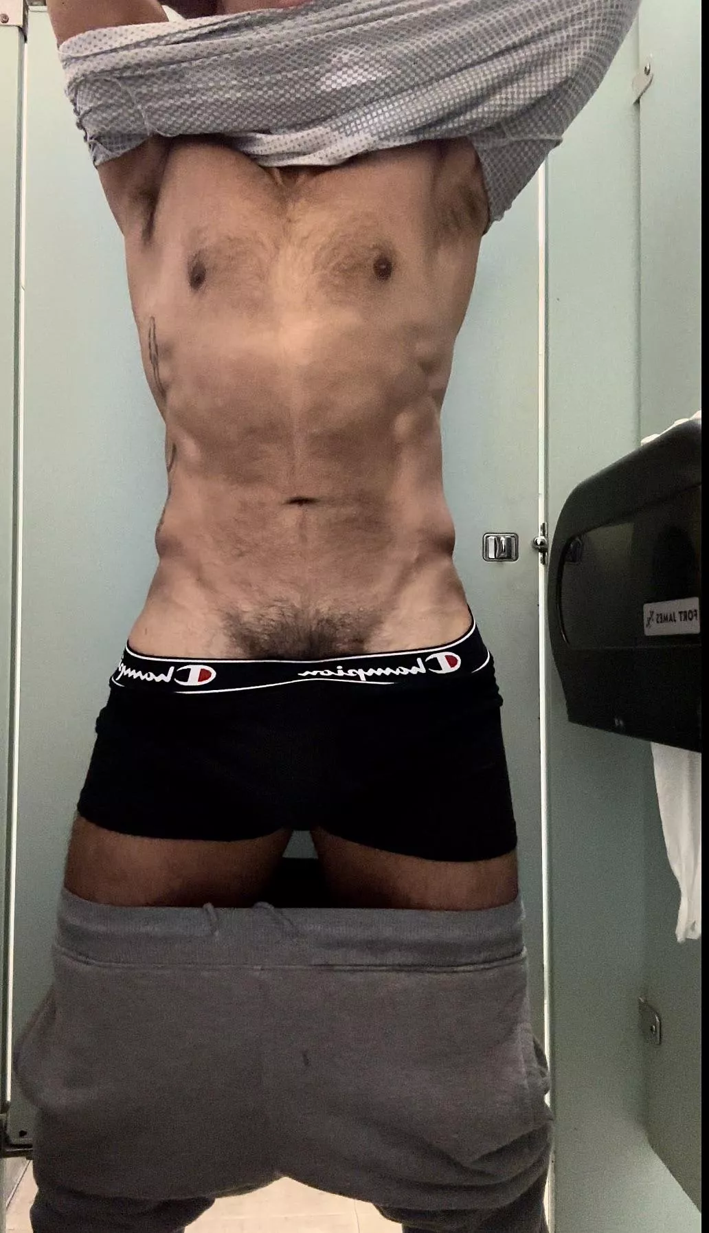 V looking good  posted by jluis2024