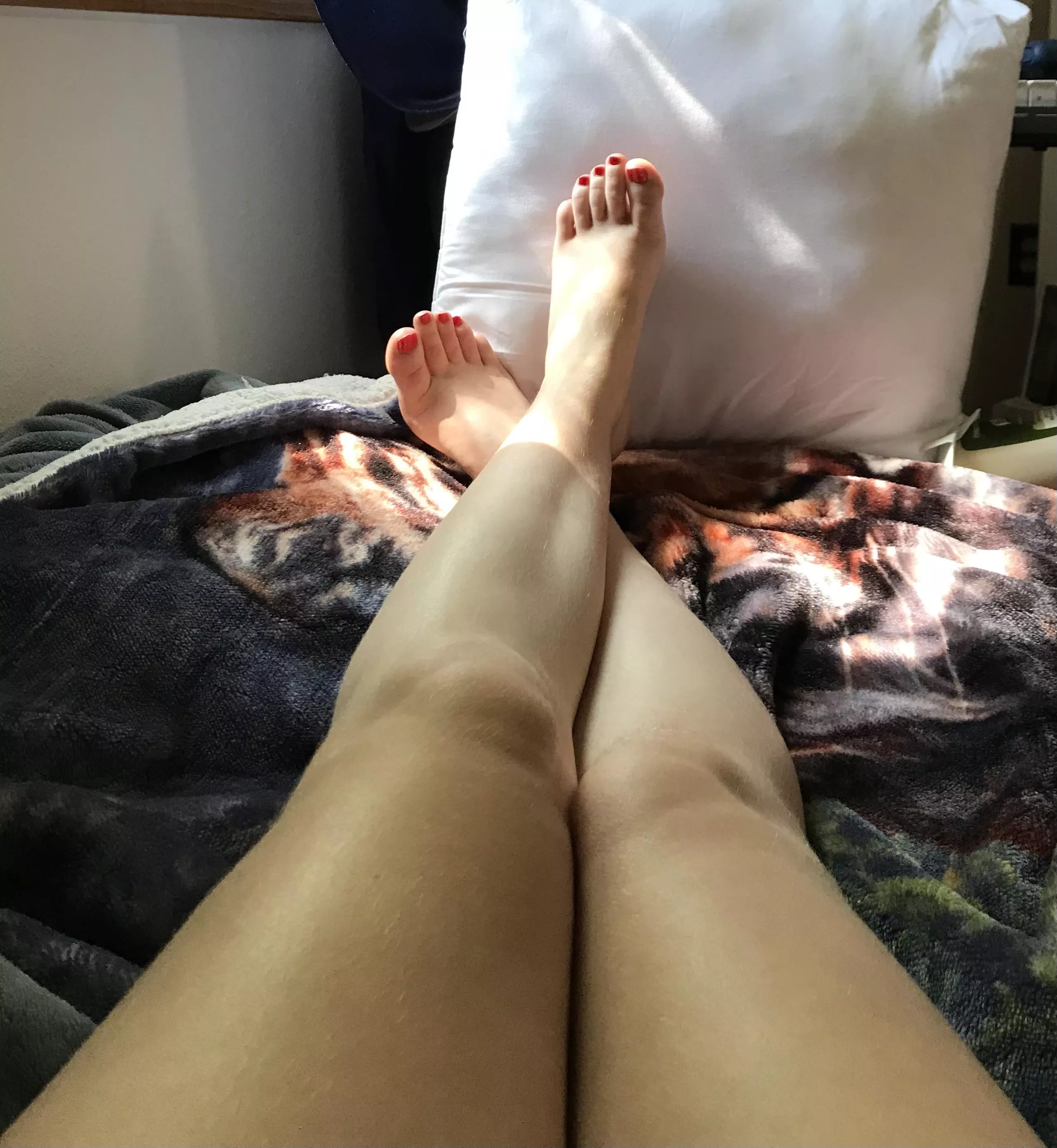 When the sun hits perfectly…. posted by DaisyLeonXXX