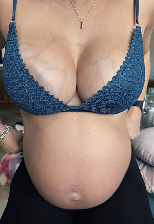 Where do the veins lead?🤔 by Cristaline21