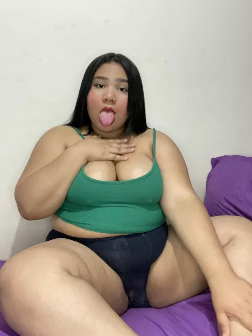 Can't believe I gained so much weight by Pink_Loveheartu