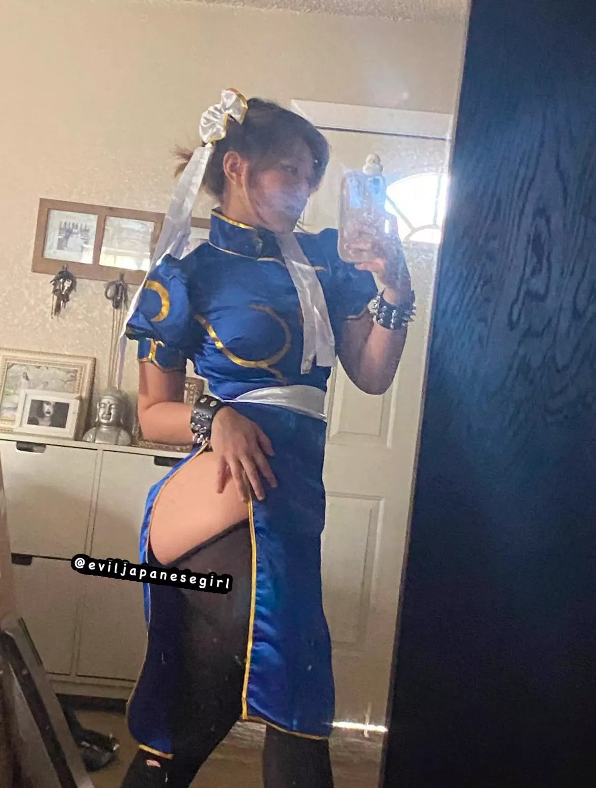 chun li cosplay ^.^ posted by eviljapanesegirl