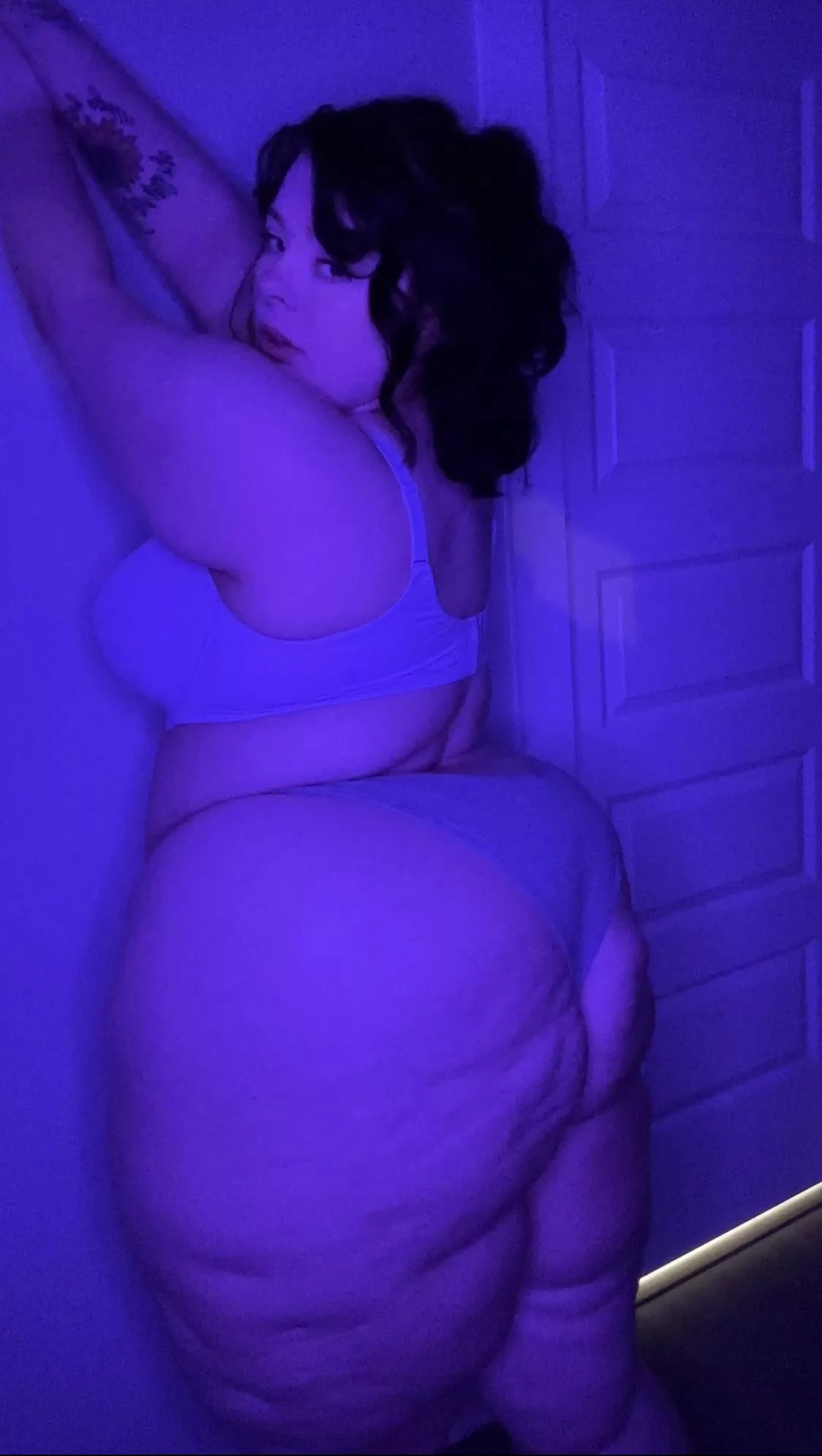 Fattie 🥰 posted by Snowangelcake