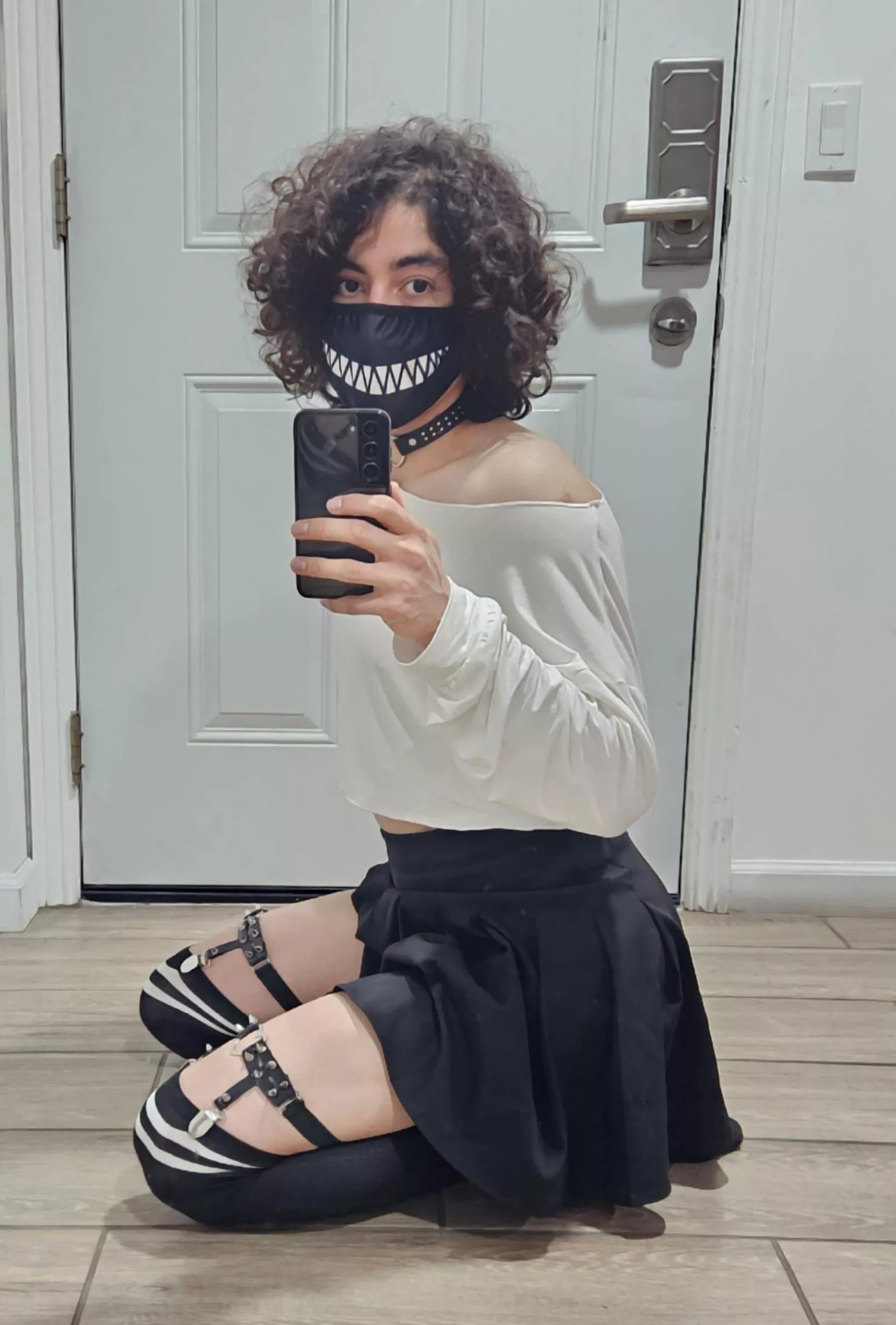 Felt pretty for once ✨️ posted by naughty_turtle1