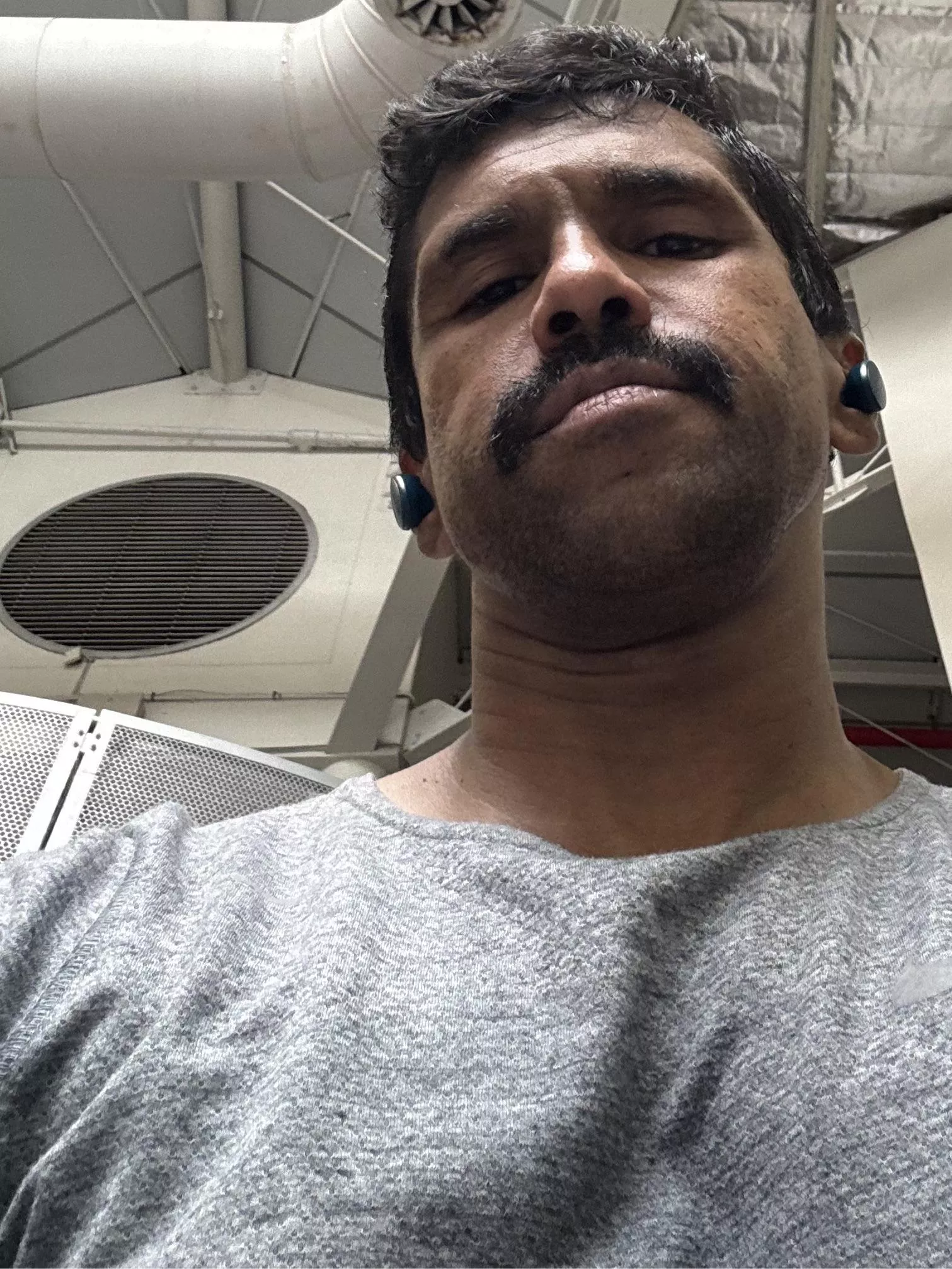 Hallo from South Africa posted by Visual-Cheesecake-74