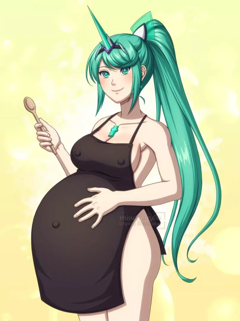 Hard-working Housewaifu (@misscherrylle) posted by HeavyLancerthe8th