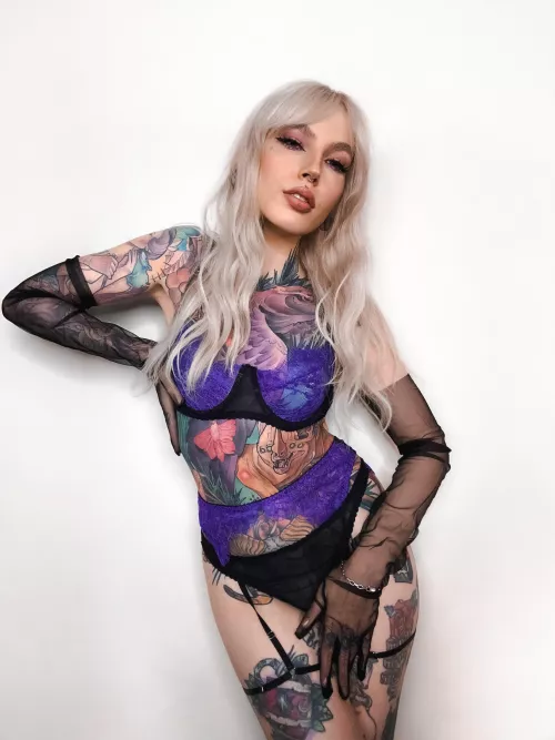 Helly (@hellyrite) [Fansly] by hot_hellyrite