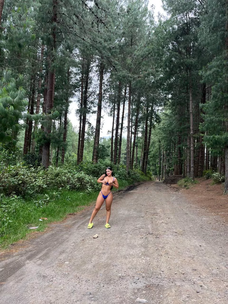 I need a huge cock right now, I hope I can find one here posted by BroadAppearance9141