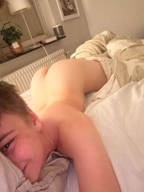 I really need some to fill me up 🥵 by Lukewarmtwink