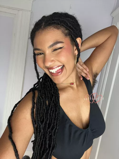 Just look at the length on that pit hair  by softbby123