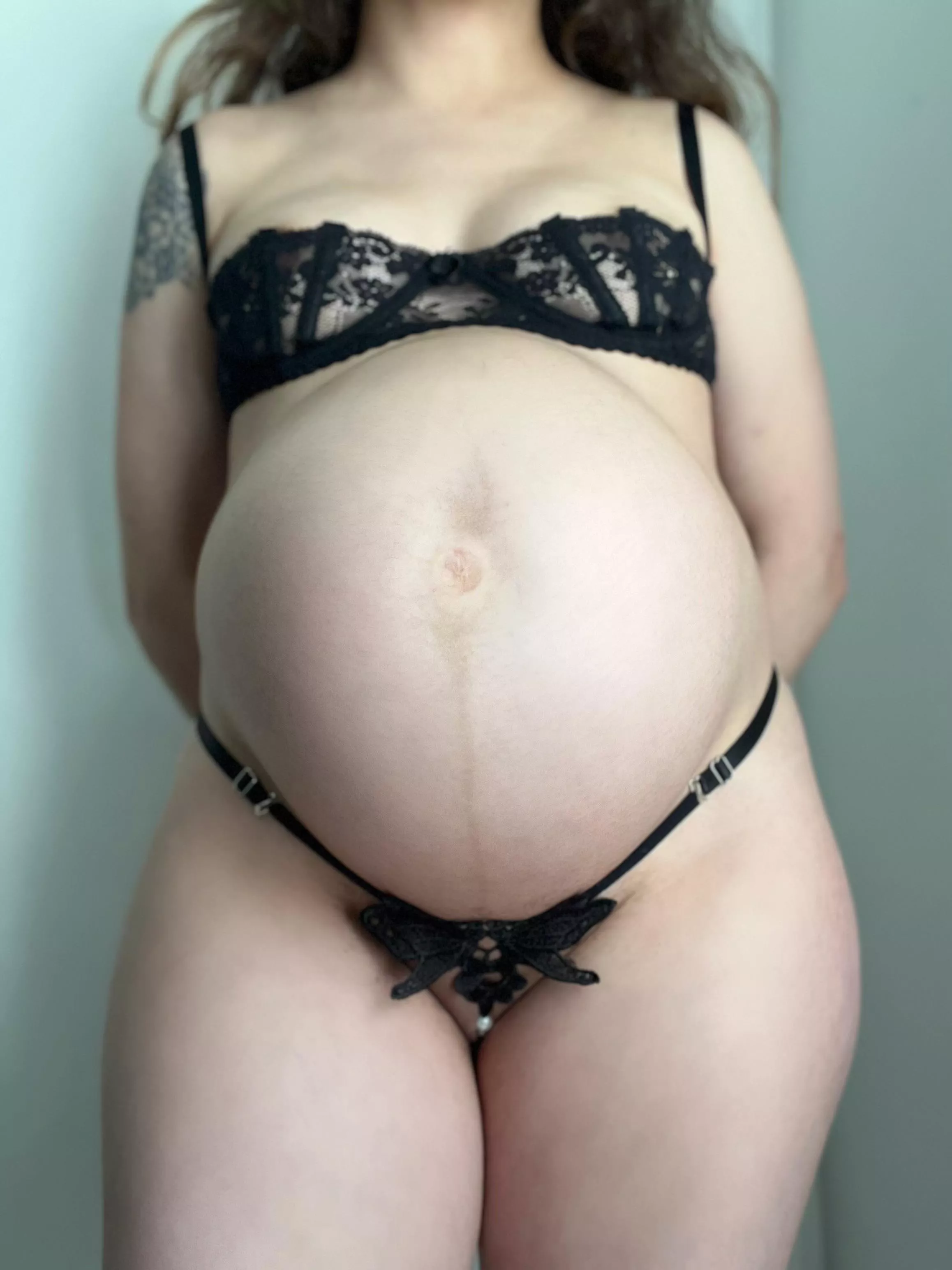 Lace and pearls💕 posted by littlelaceyx