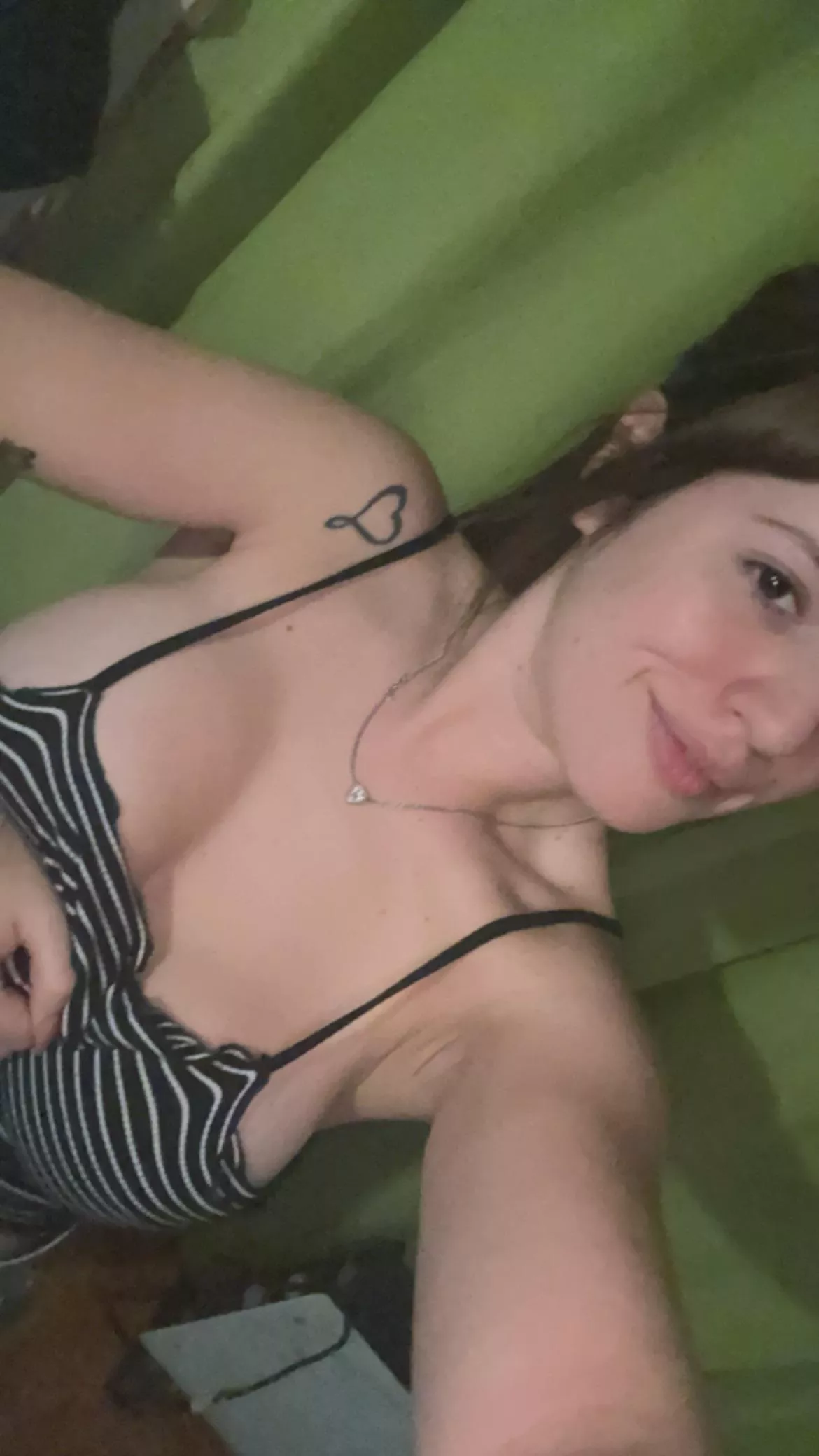 looking for someone who wants to have fun💜 posted by lareina97