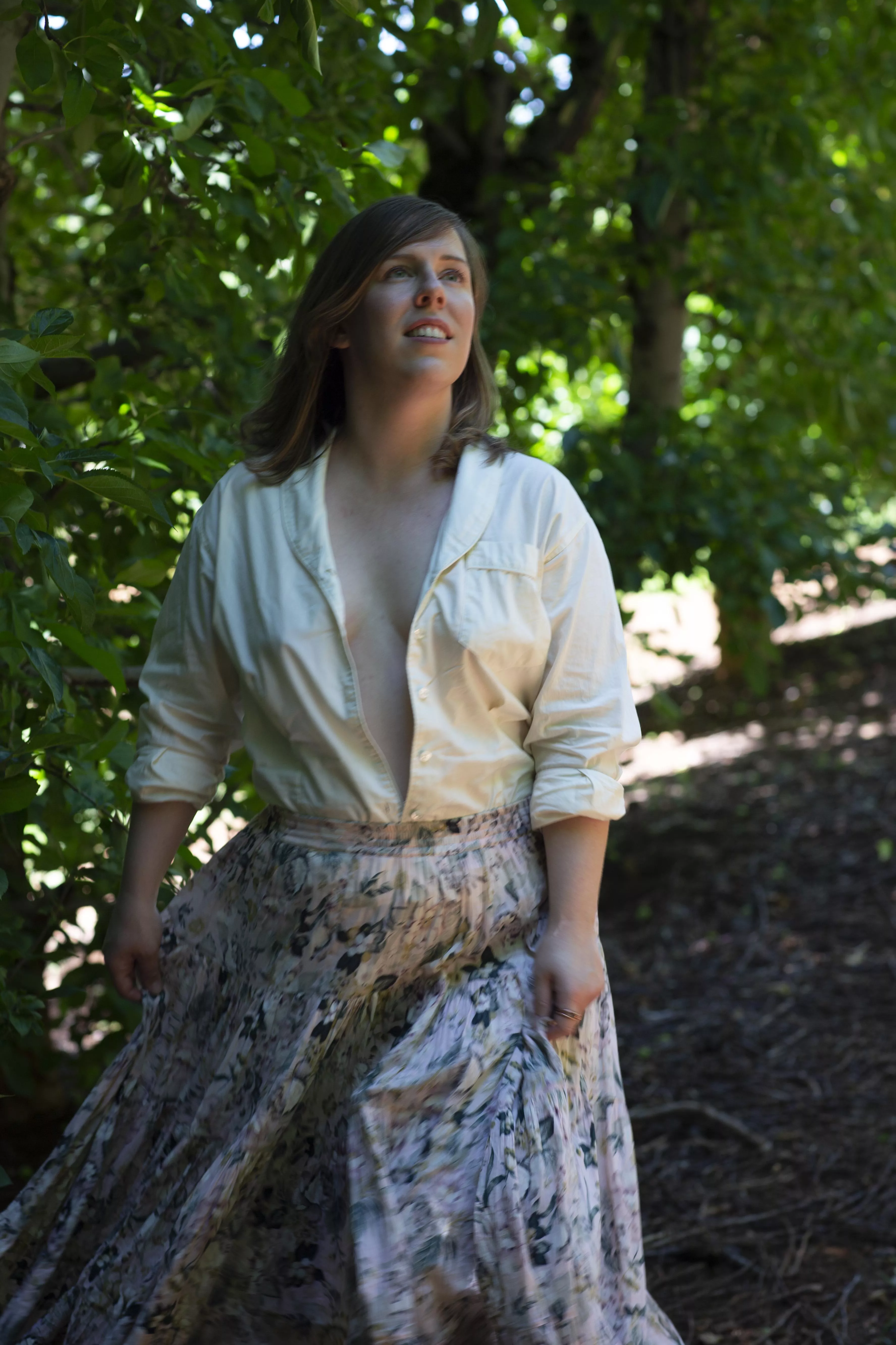 No bra and an unbuttoned shirt is paradise posted by RoxannaMFantasy