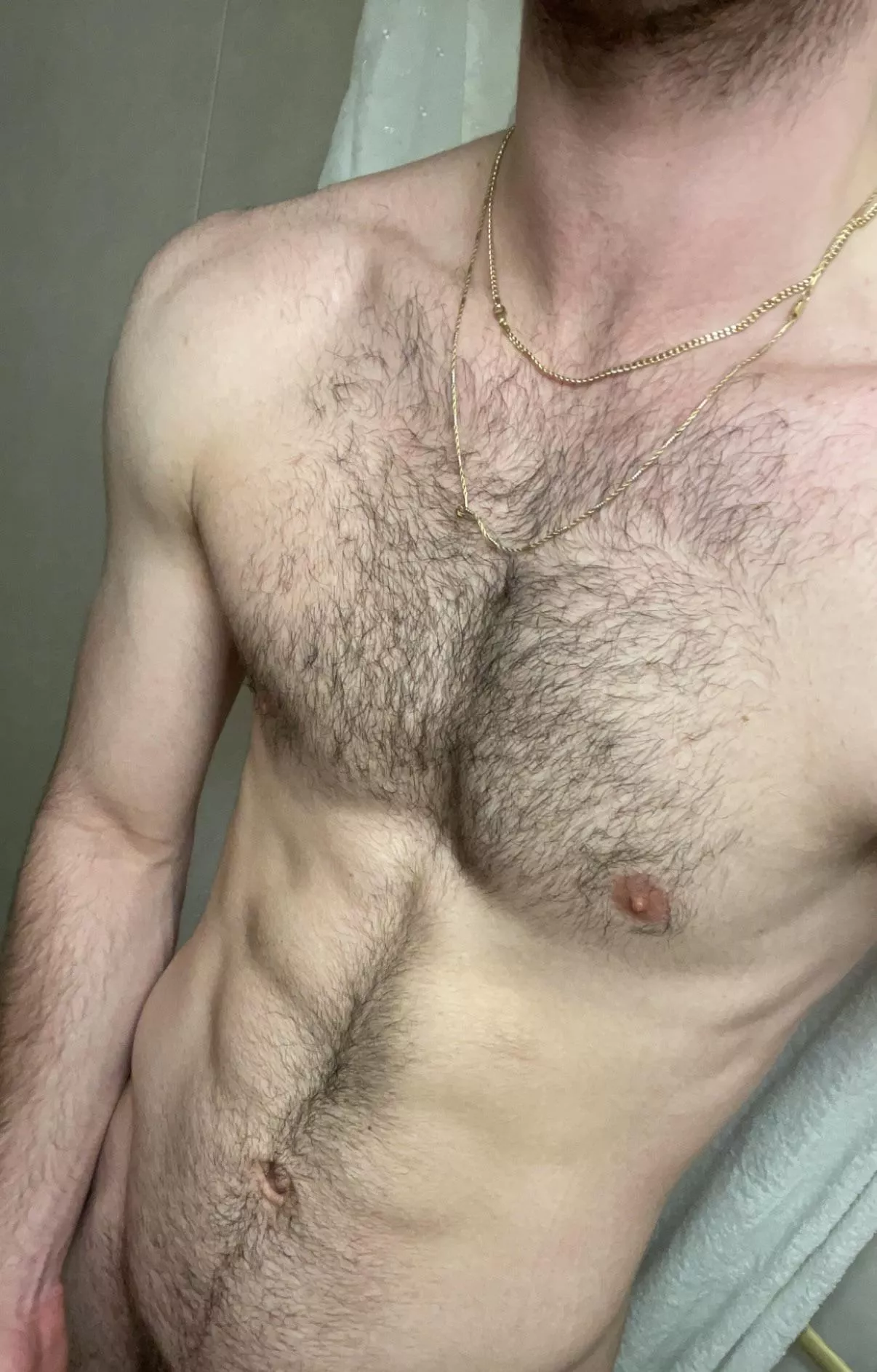 Perfect scruff length, what u think?😈 posted by Nicolaj_w