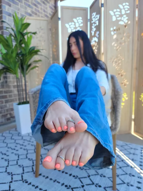 Should I keep the toe rings on or take them off? 👀 by cookiesbby