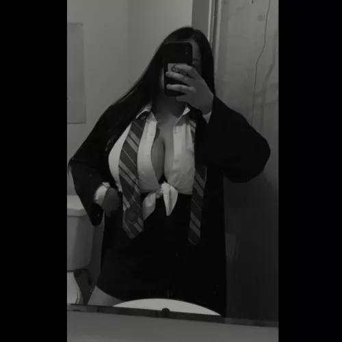 Slytherin girlfriend 🐍 by Independent_Bus9844