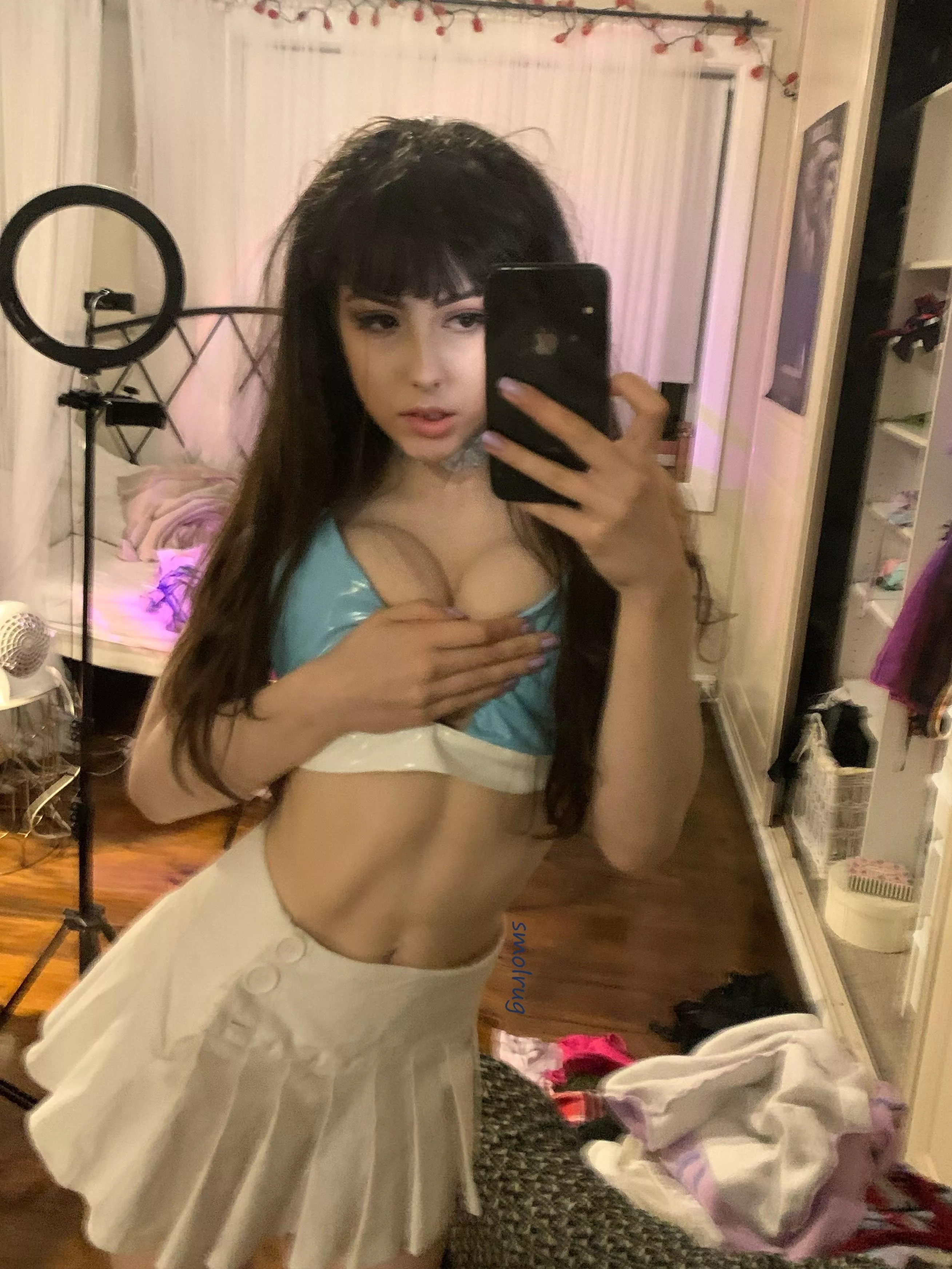 smol horni and 18 💙 posted by smolrug