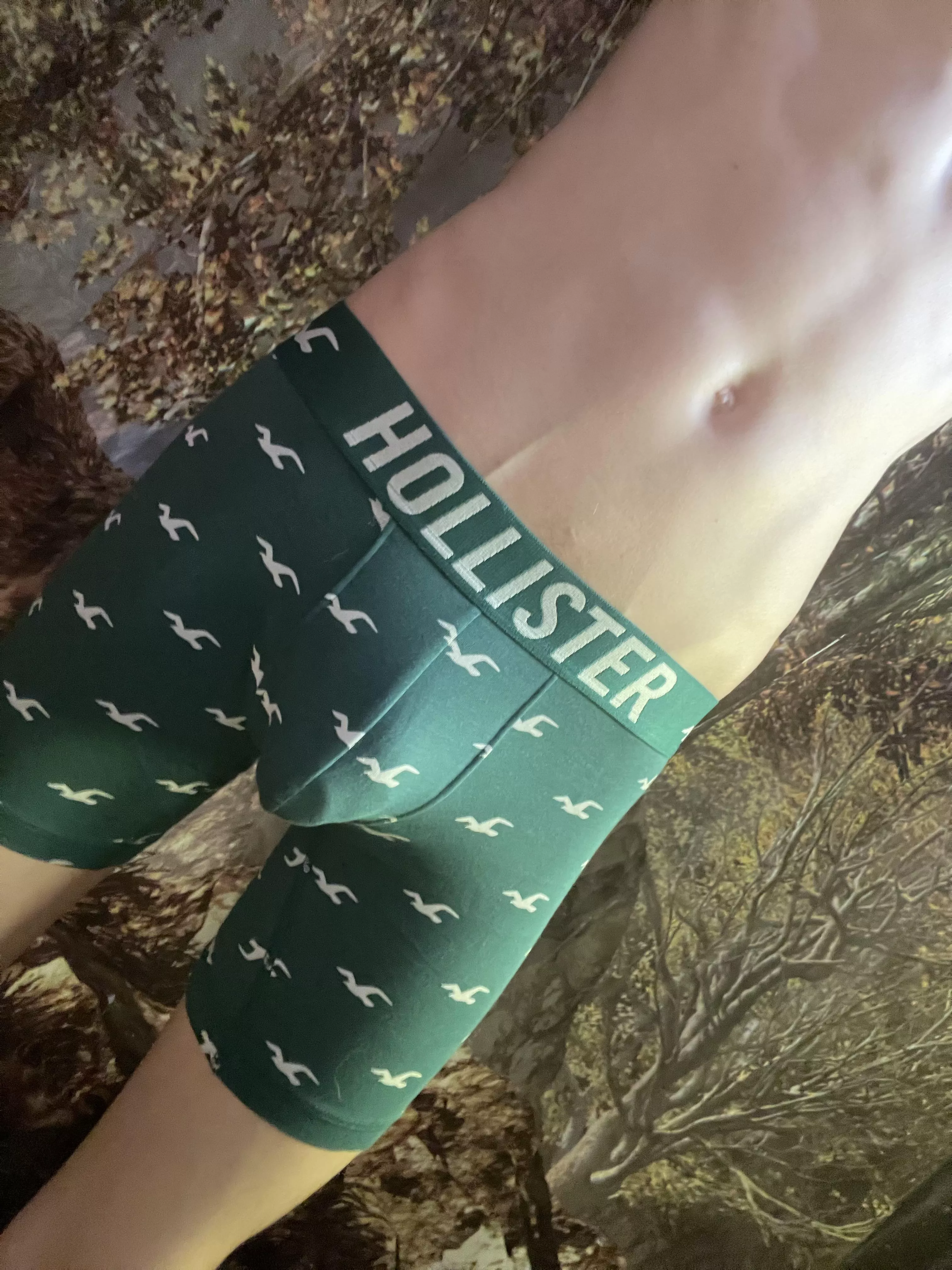 These were fresh out the package this morning  posted by Few_Adhesiveness9688