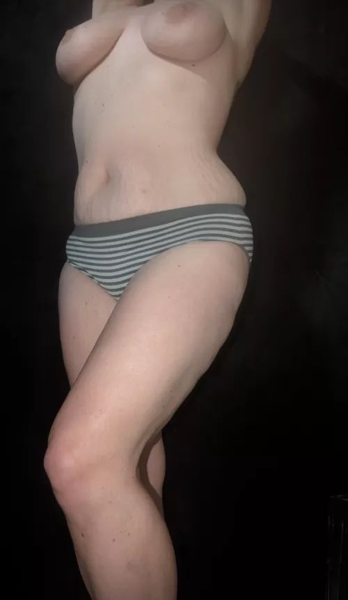 Thick hotwife slut by hotwifesidneylong