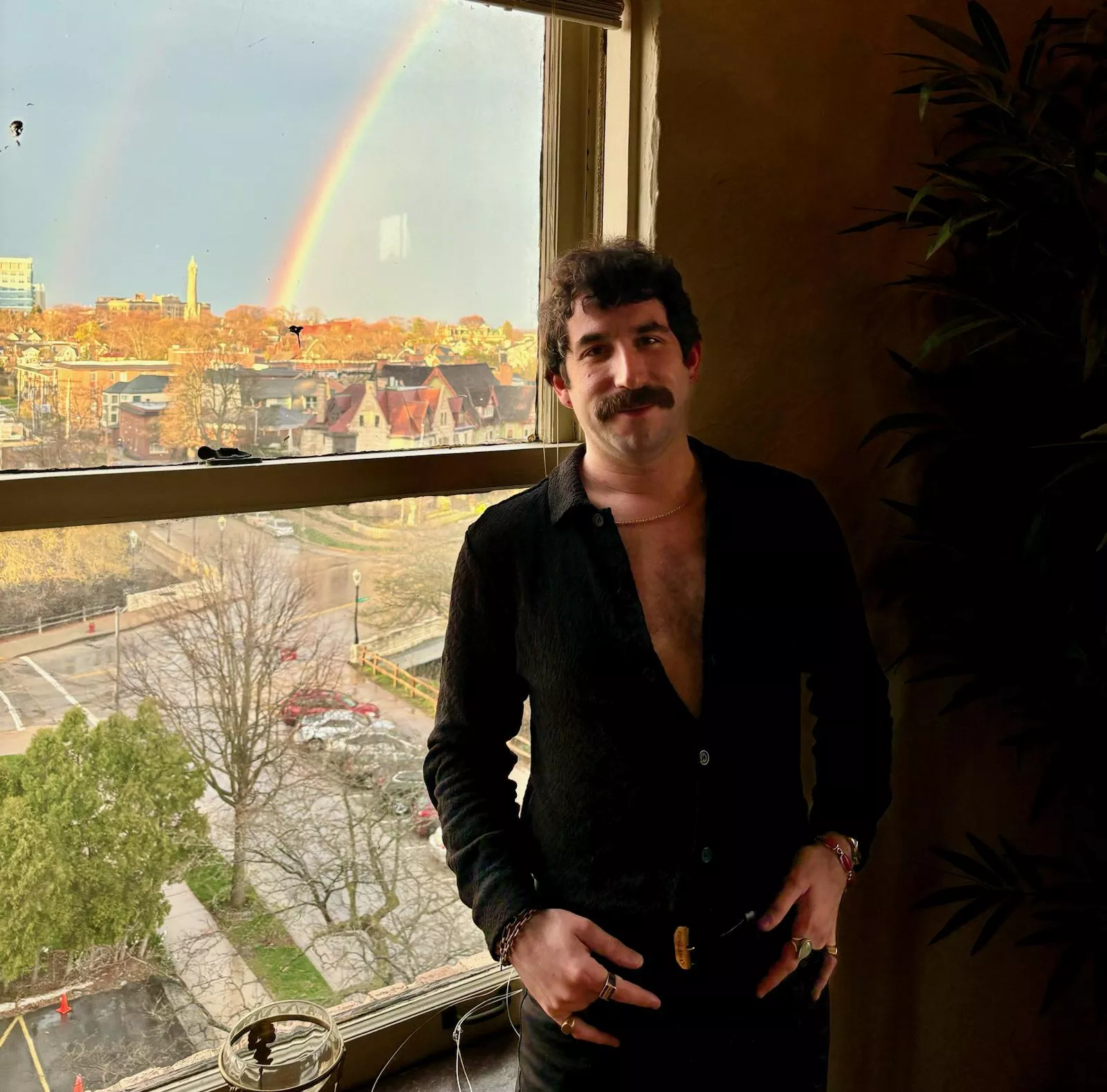 this pic is kinda gay.  posted by Sea_Set8716