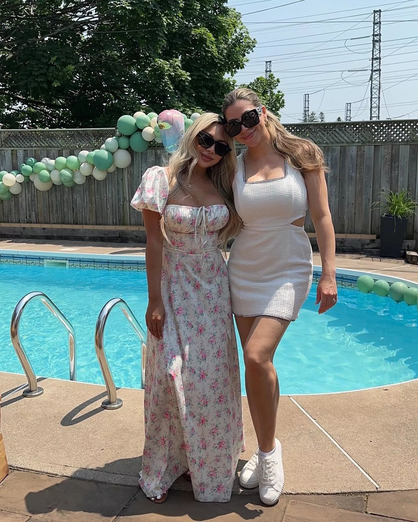 Two Busty posted by obionagugu