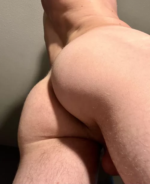 Use me please by slimbitrap